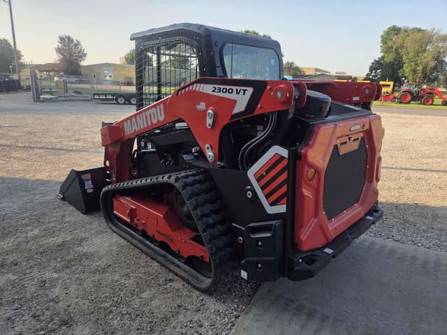 Image of Manitou 2300VT equipment image 3