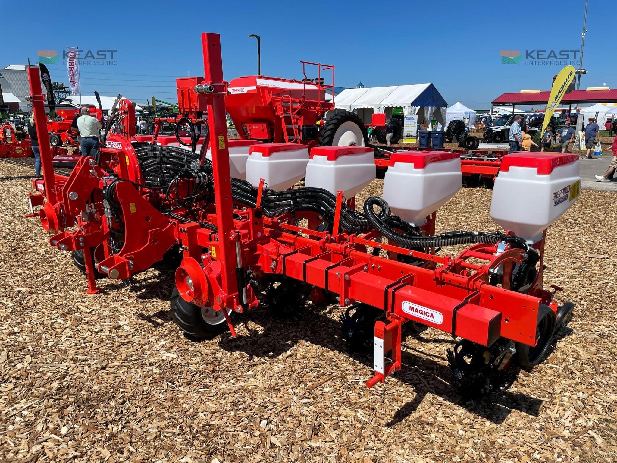 2026 Maschio Magica 320 Equipment Image0