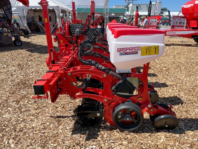 Image of Maschio Magica 320 equipment image 2