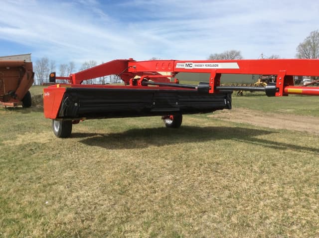 Image of Massey Ferguson 1316S equipment image 2
