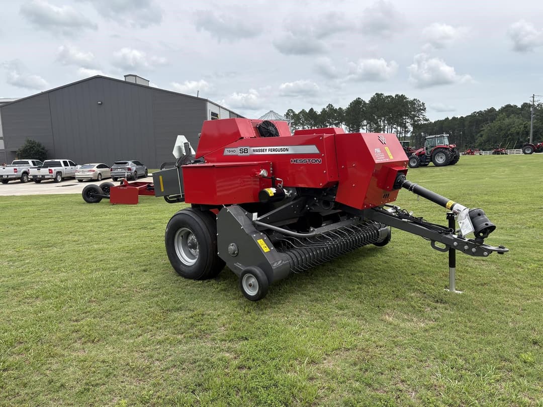 Image of Massey Ferguson 1840 Primary image