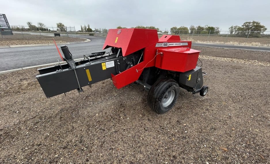 2026 Massey Ferguson 1842 Equipment Image0