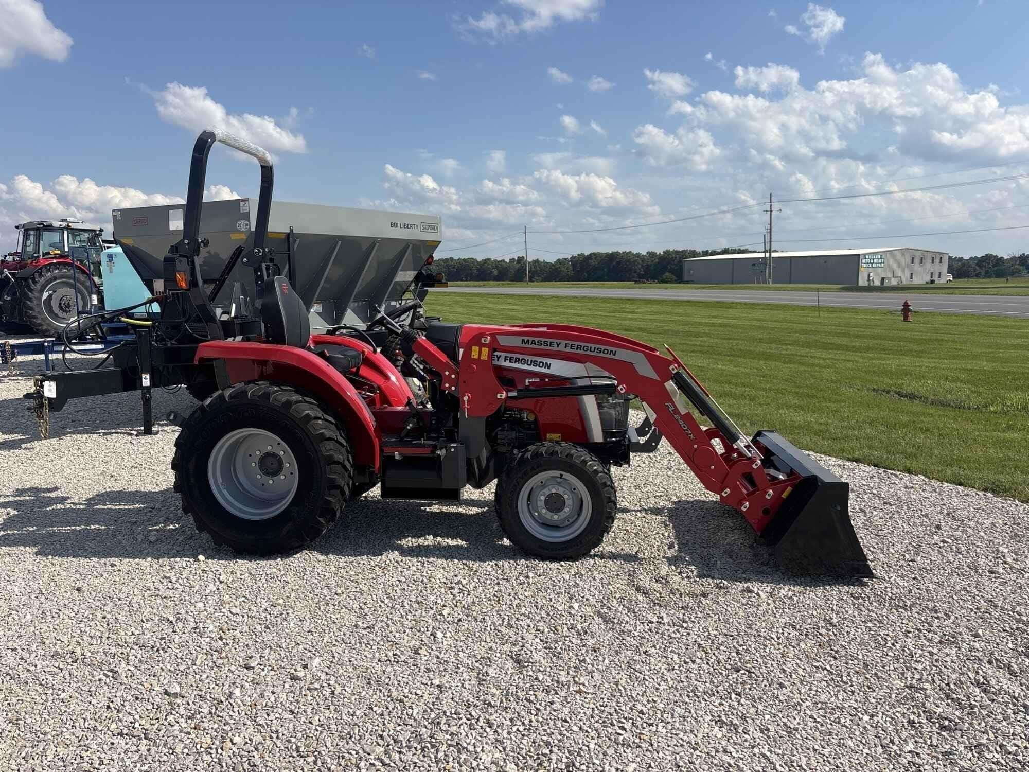 2026 Massey Ferguson 1E.40 Equipment Image0