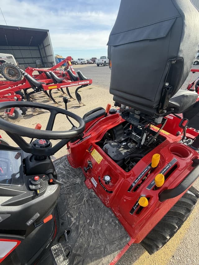 Image of Massey Ferguson 1GC.23 equipment image 4
