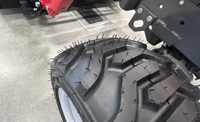 Image of Massey Ferguson 1GC.23 equipment image 4