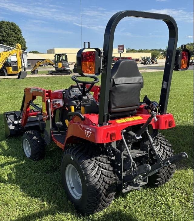 Image of Massey Ferguson 1GC.23 equipment image 4