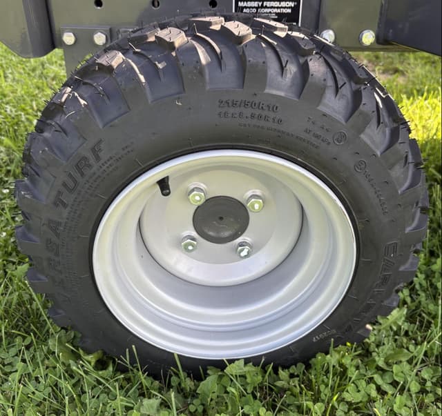 Image of Massey Ferguson 1GC.23 equipment image 2