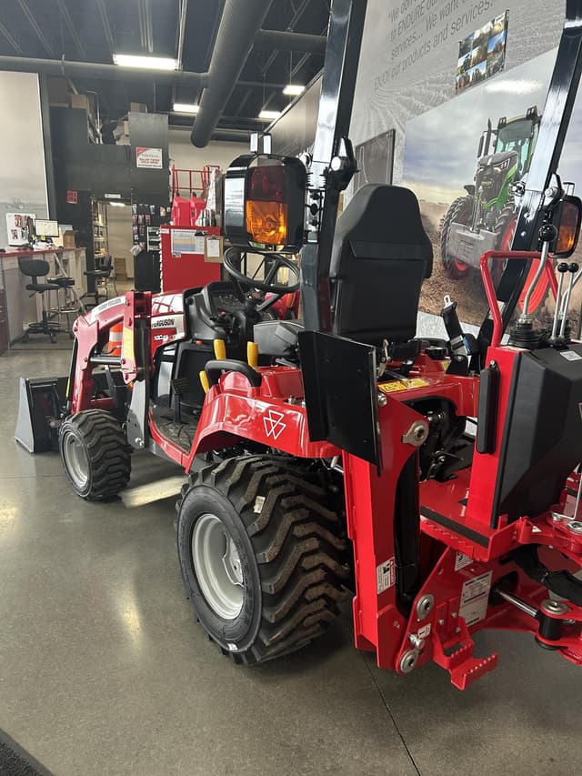 Image of Massey Ferguson 1GC.23 equipment image 4