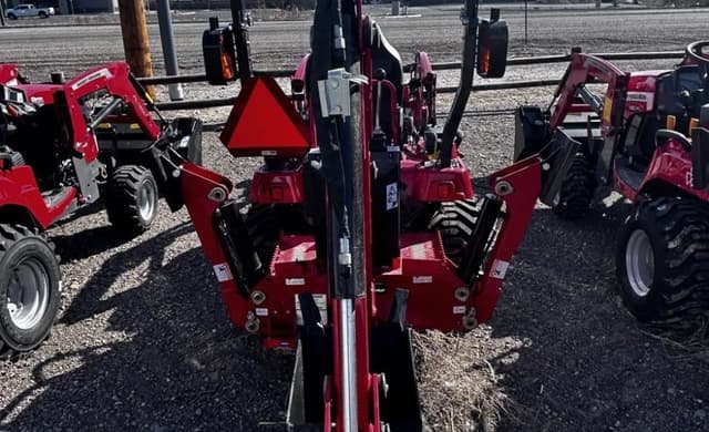 Image of Massey Ferguson 1GC.23 equipment image 4
