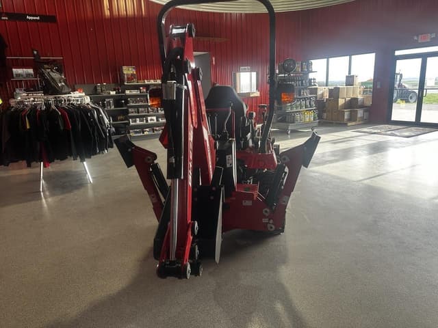 Image of Massey Ferguson 1GC.25 equipment image 3