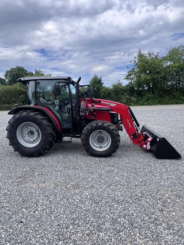 Image of Massey Ferguson 4707 equipment image 3