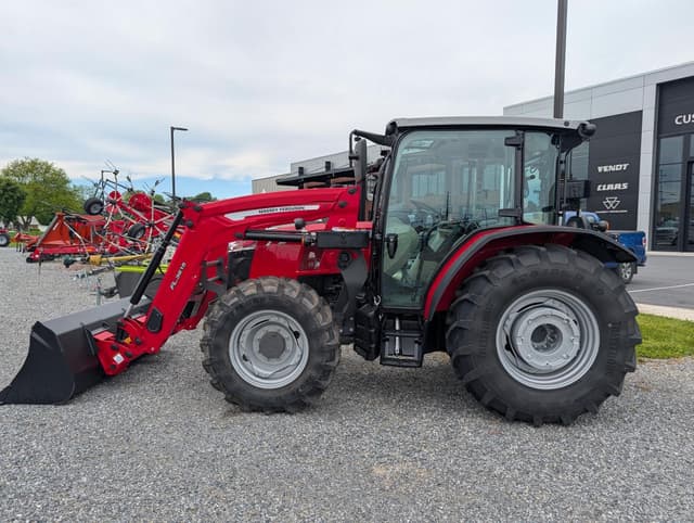 Image of Massey Ferguson 4707 equipment image 1