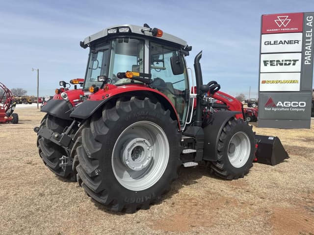 Image of Massey Ferguson 5S.135 equipment image 2