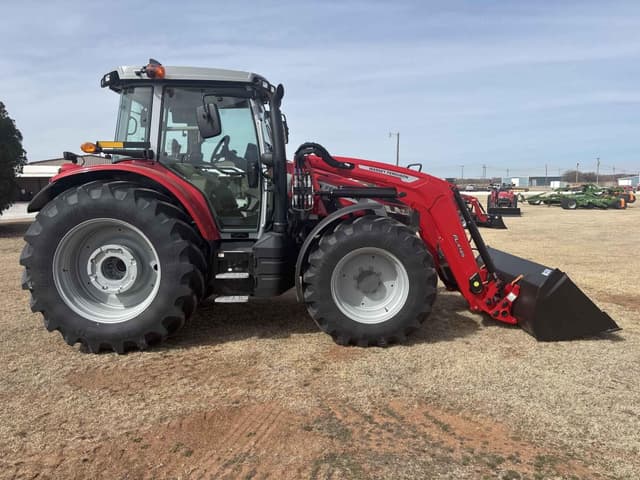 Image of Massey Ferguson 5S.135 equipment image 1