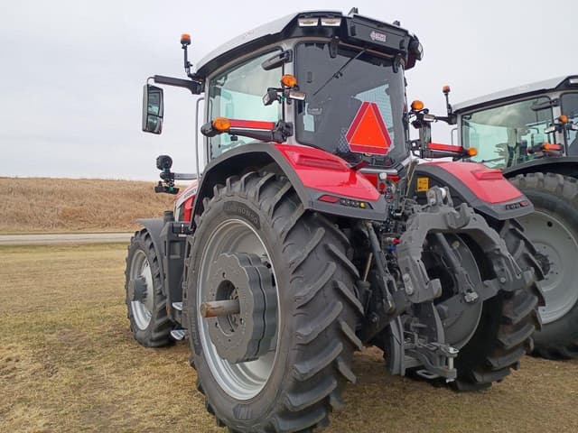 Image of Massey Ferguson 8S.305 equipment image 2