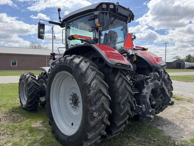 Image of Massey Ferguson 9S.400 equipment image 4