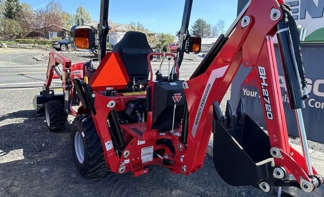 Image of Massey Ferguson GC1723EB equipment image 3