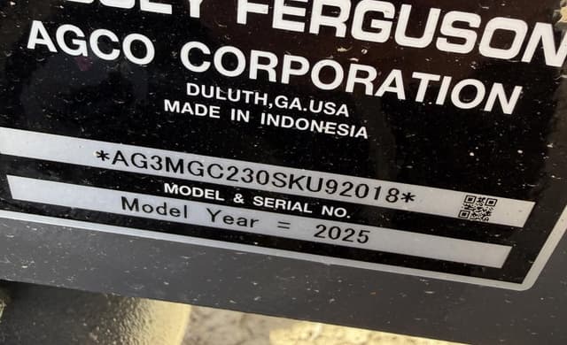 Image of Massey Ferguson GC1723EB equipment image 4