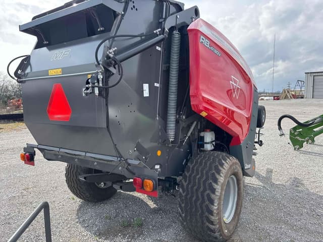 Image of Massey Ferguson RB4180V equipment image 2
