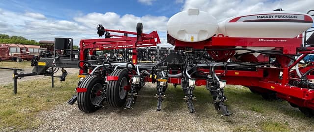 Image of Massey Ferguson VF1630 equipment image 3
