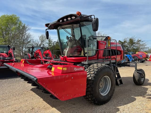 Image of Massey Ferguson WR235 equipment image 1