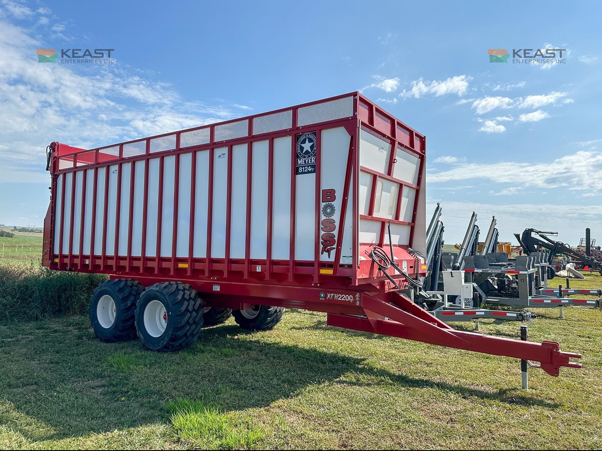 2026 Meyer 8124RT Equipment Image0
