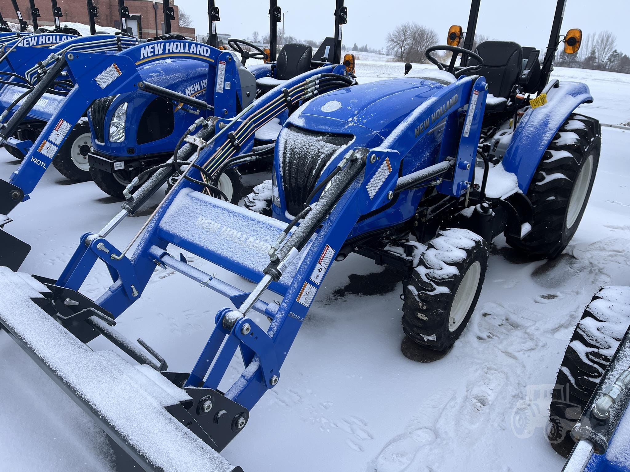 2026 New Holland Boomer 40 Equipment Image0