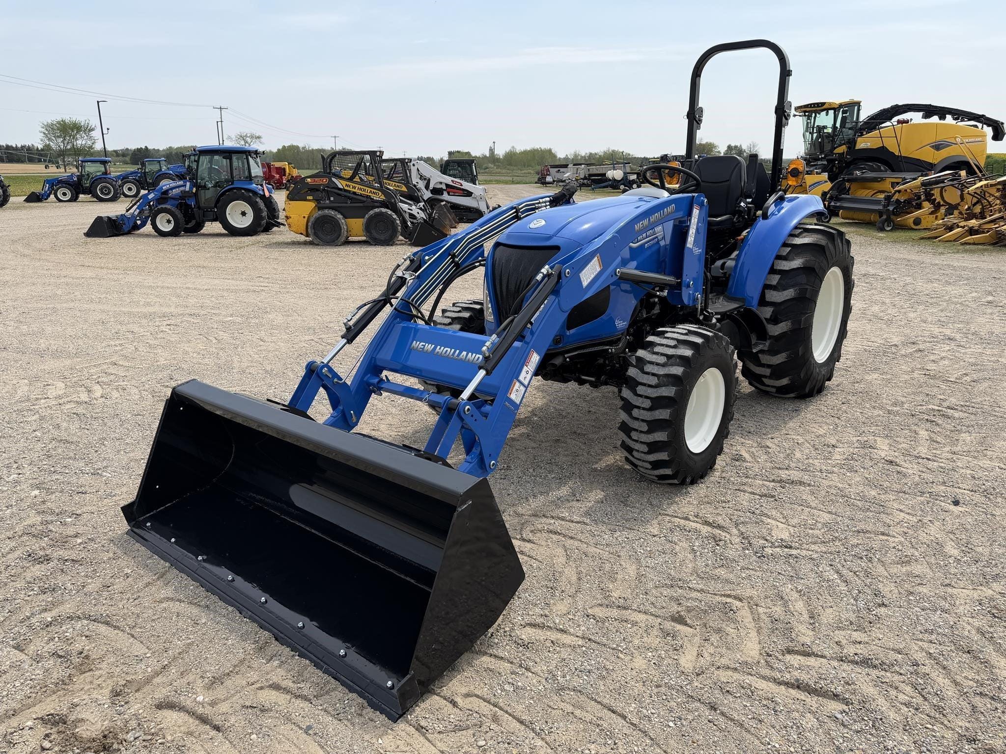 2026 New Holland Boomer 55 Equipment Image0