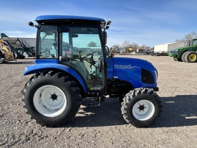 Image of New Holland Boomer 55 Image 1