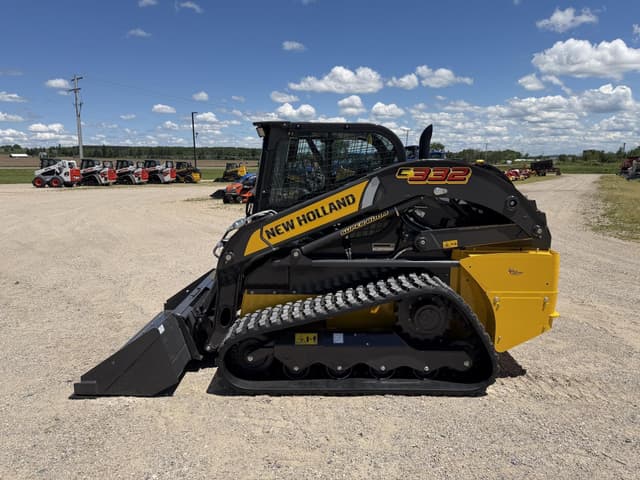 Image of New Holland C332 equipment image 1