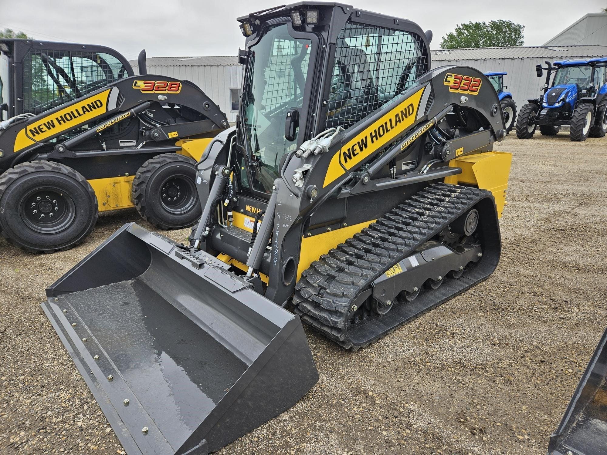 Main image New Holland C332