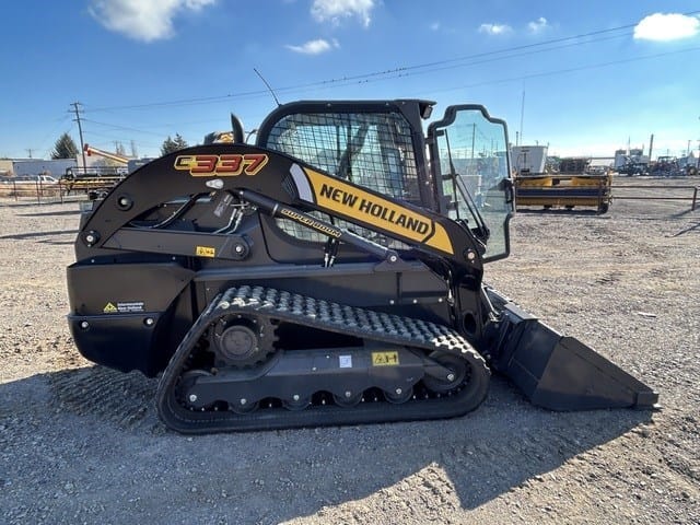 New Holland C337 Equipment Image0