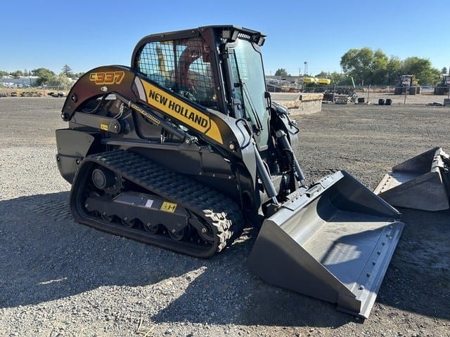 New Holland C337 Equipment Image0
