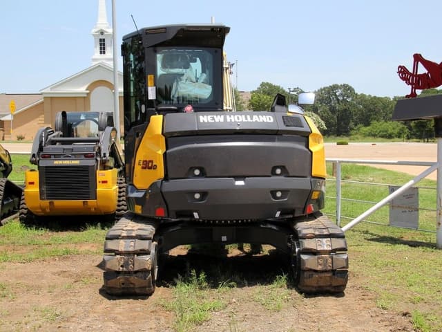 Image of New Holland E90D equipment image 4