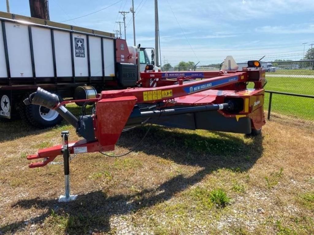 2026 New Holland 210 Equipment Image0