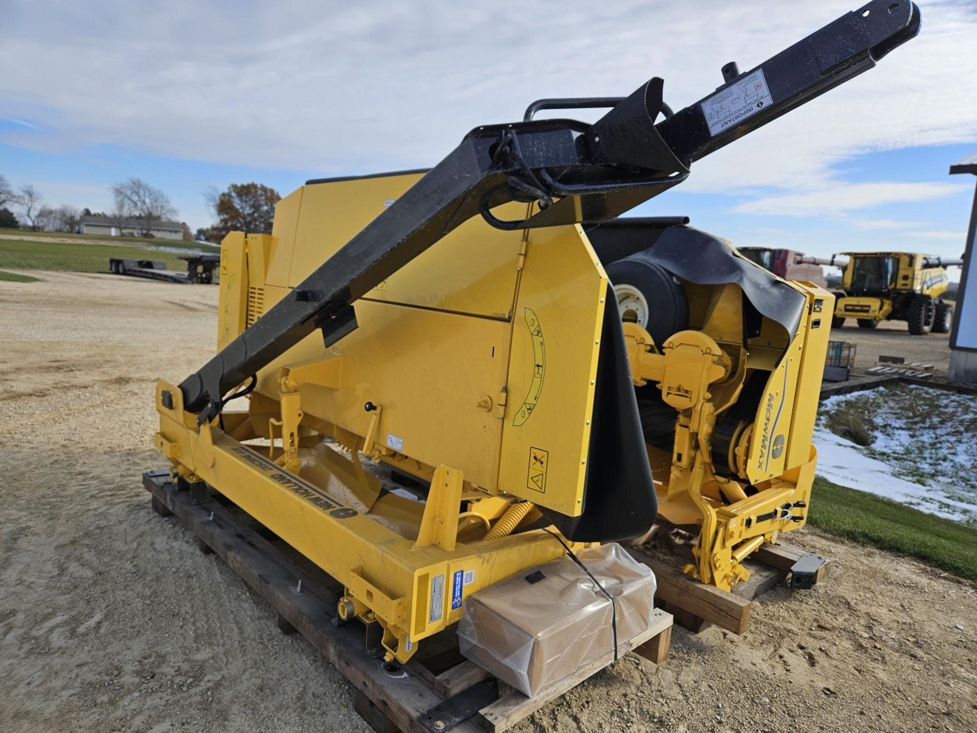 2026 New Holland Discbine 209 Equipment Image0