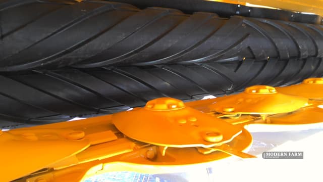Image of New Holland 313 Plus equipment image 3