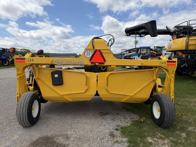 Image of New Holland 313 Plus equipment image 4