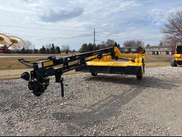 2026 New Holland 313 Plus Equipment Image0