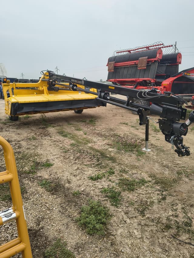Image of New Holland 313 Plus equipment image 2