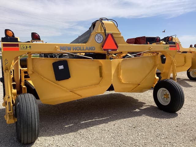 Image of New Holland 313 Plus equipment image 3