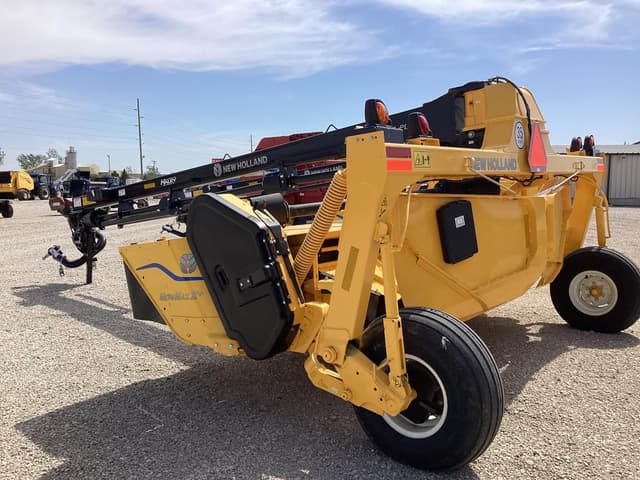 Image of New Holland 313 Plus equipment image 2