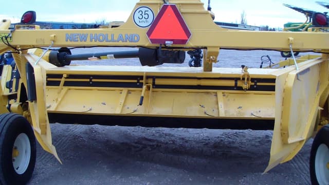 Image of New Holland 316 Plus equipment image 4