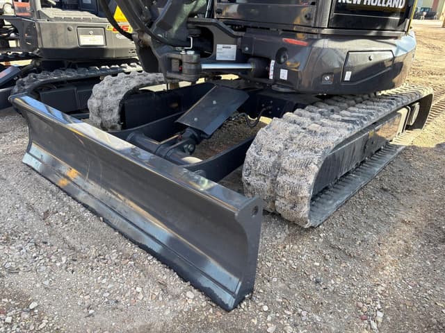 Image of New Holland E42D equipment image 2