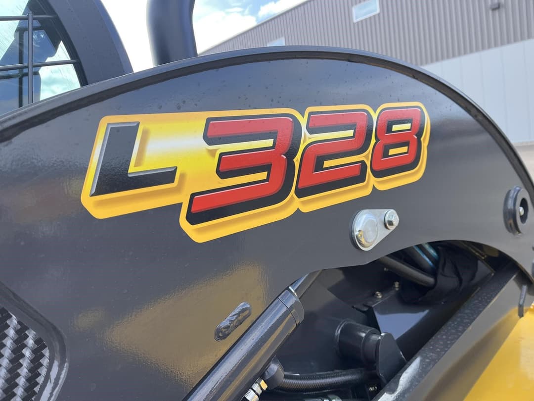 Image of New Holland L328 Image 1