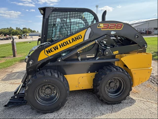 Image of New Holland L328 equipment image 1