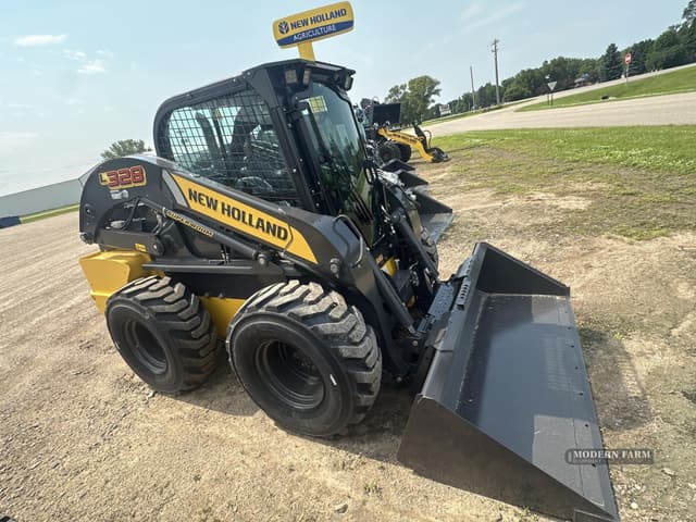 Image of New Holland L328 equipment image 1