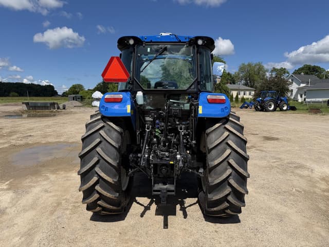 Image of New Holland PowerStar 100 equipment image 3