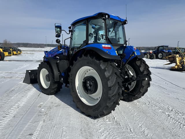 Image of New Holland PowerStar 120 equipment image 2