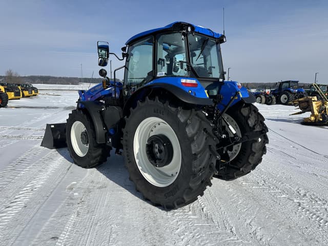 Image of New Holland PowerStar 120 equipment image 2